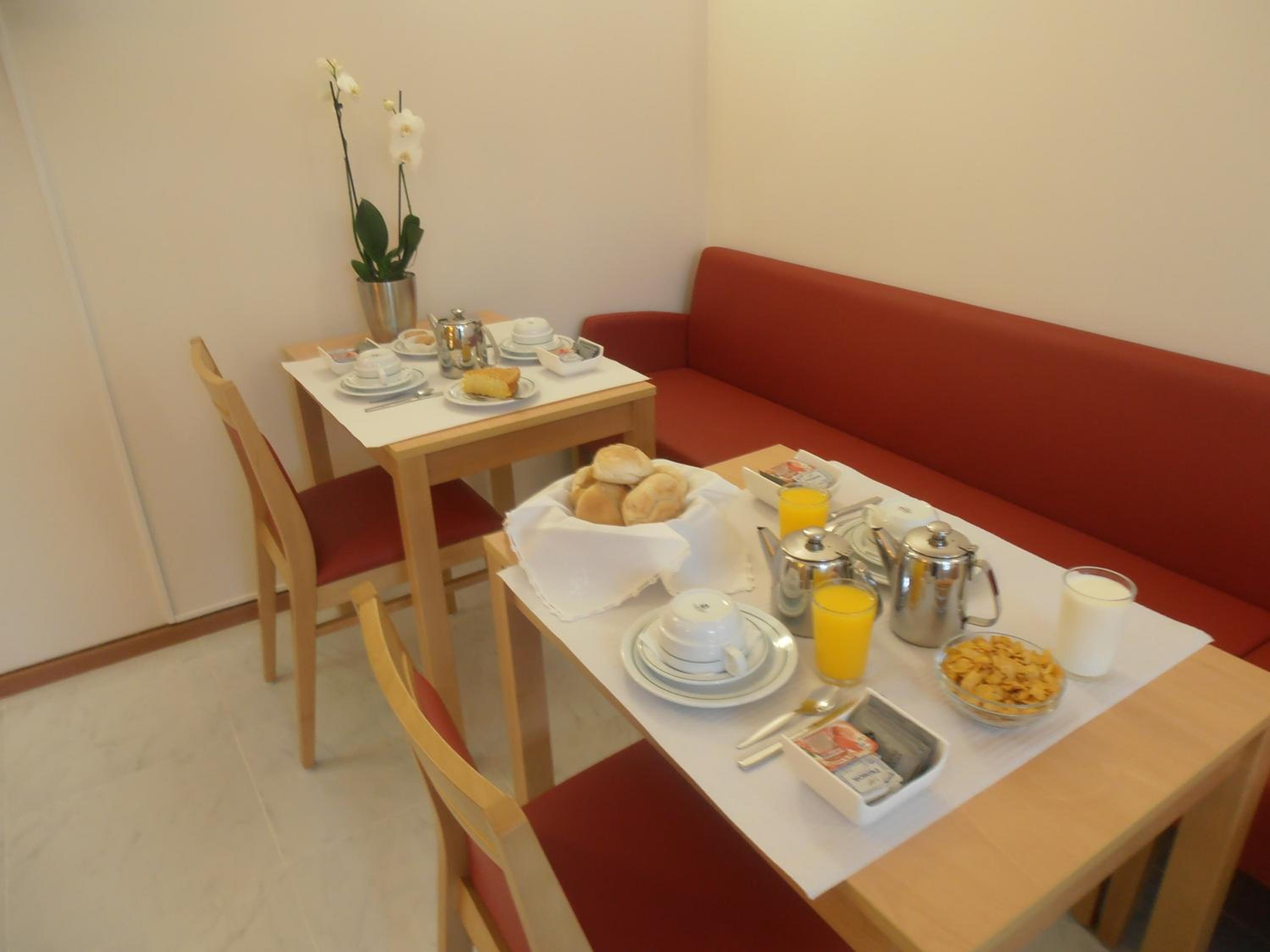 Hotel S. Marino 32/41