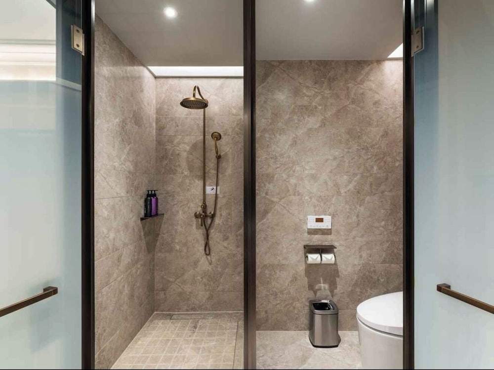 Mercure Hangzhou Qingchun 16/20