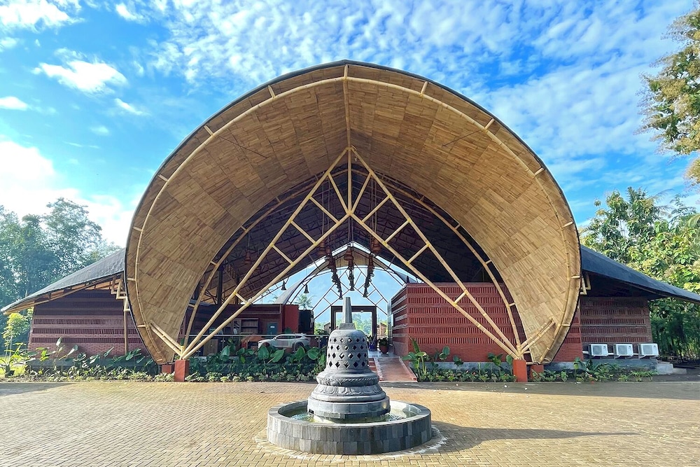 Moritz Hill Borobudur Resort and Spa 10/15