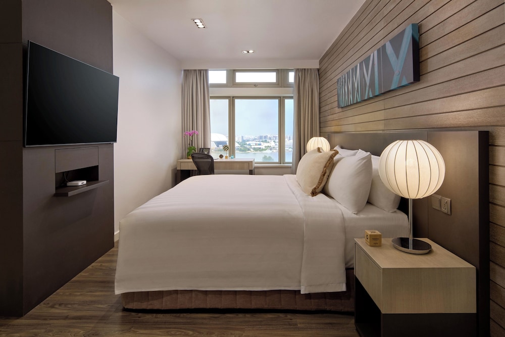Parkroyal Serviced Suites 13/50