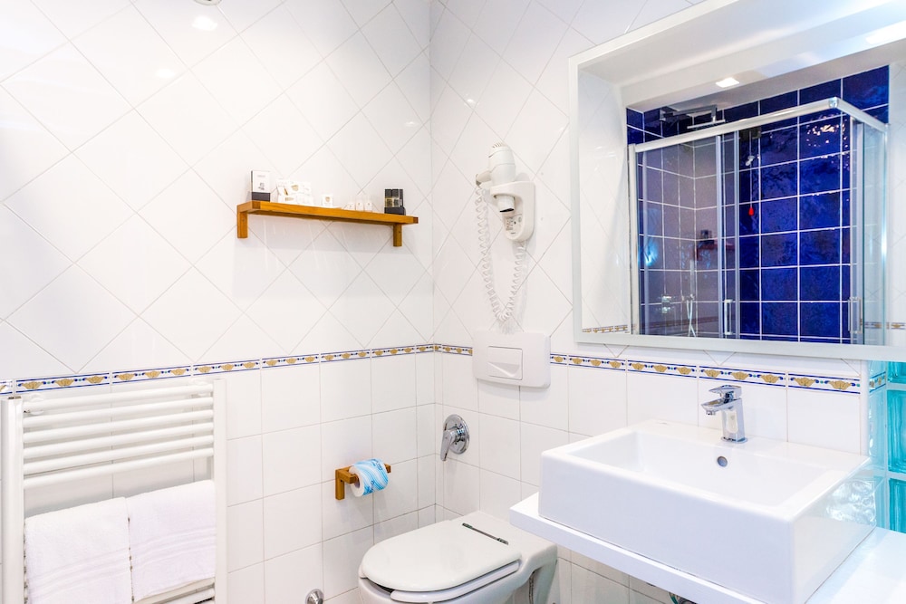 Hotel Rivoli Sorrento 56/60