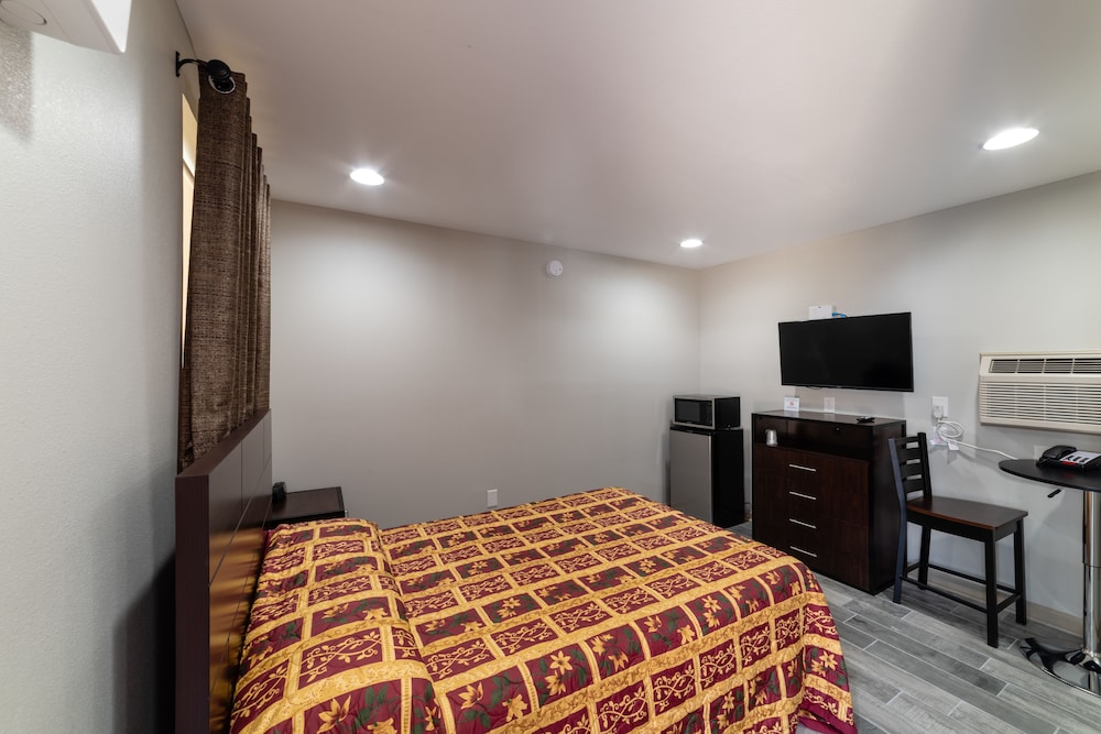 Budget Inn & Suites 20/56