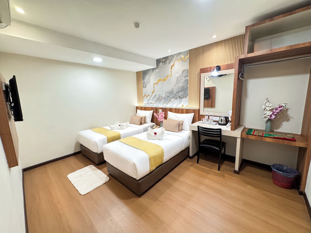 Standard, Twin Beds, Swiss Hotel 3/8