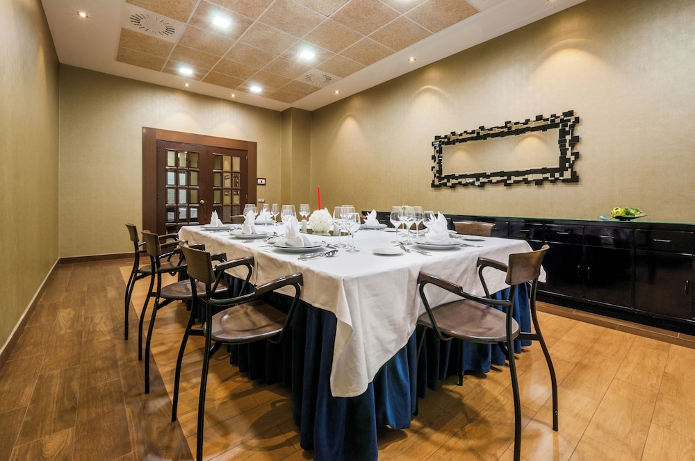 Hotel Ciudad de Alcaniz 41/50