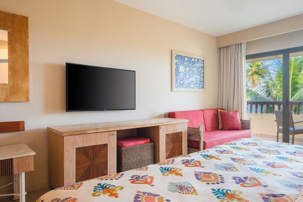 Iberostar Waves Bahia 53/61