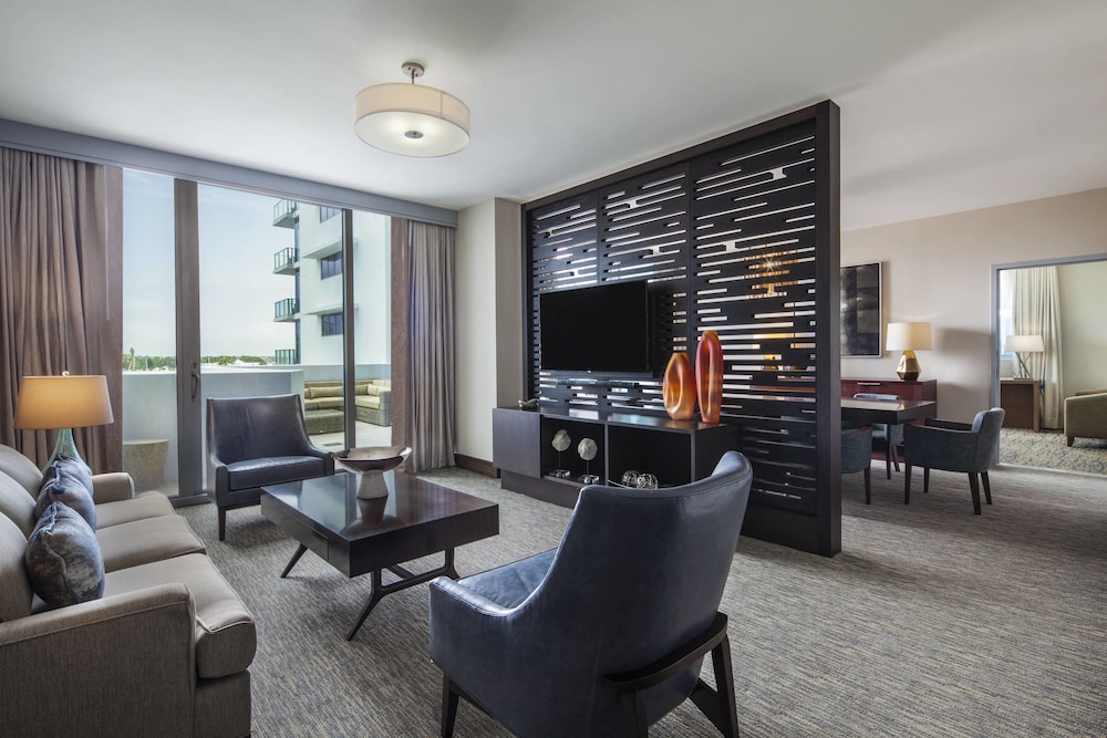 THE WESTIN SARASOTA 24/48