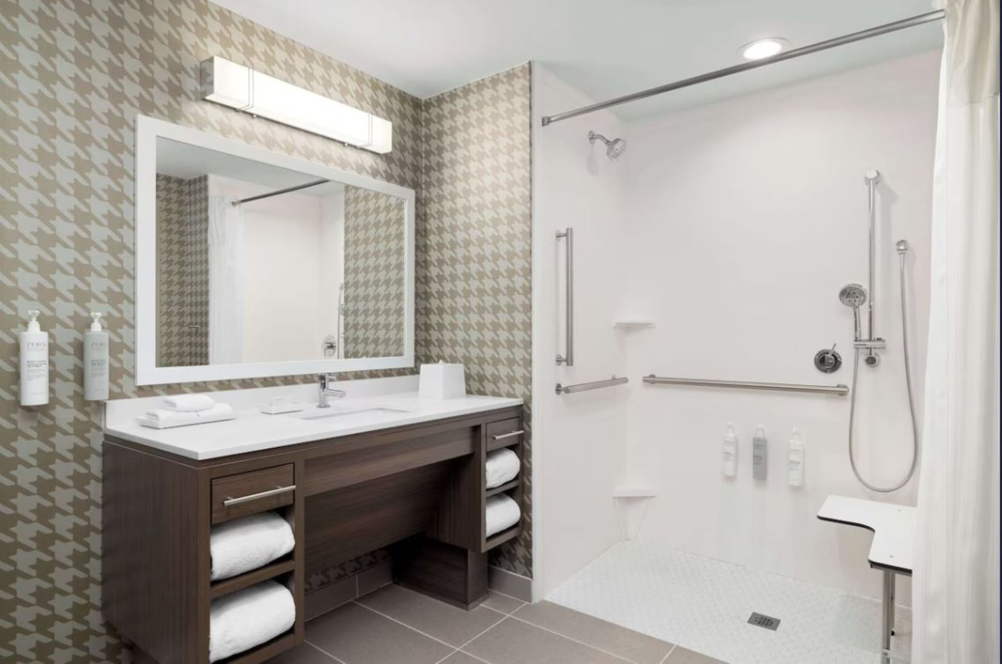 Home2 Suites by Hilton Elkhart IN 32/33