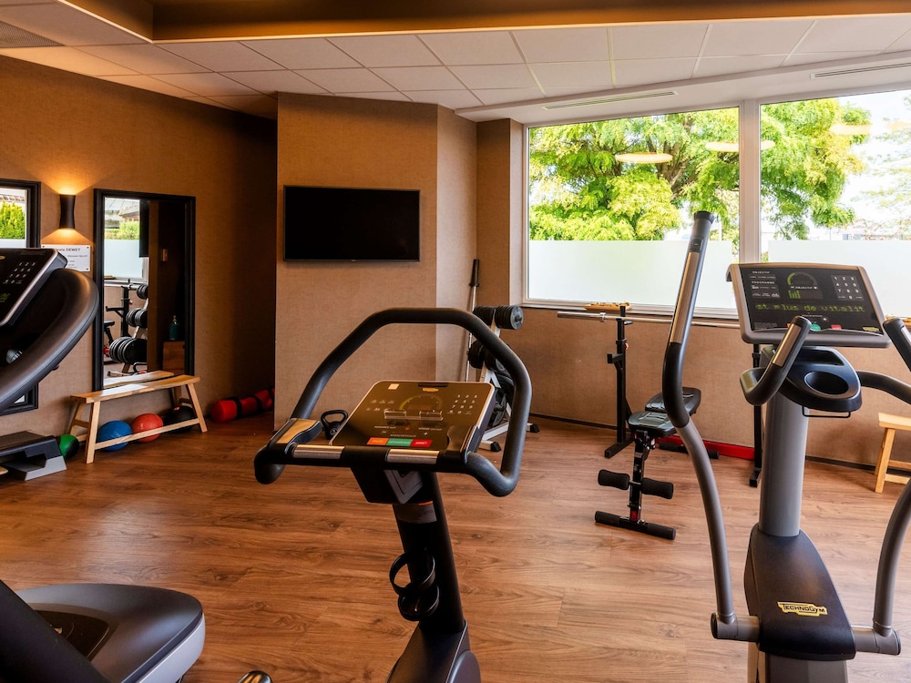 NOVOTEL REIMS TINQUEUX 42/72