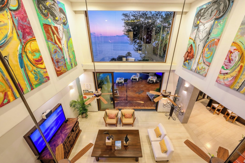 Villa Divina Luxury Boutique 51/69