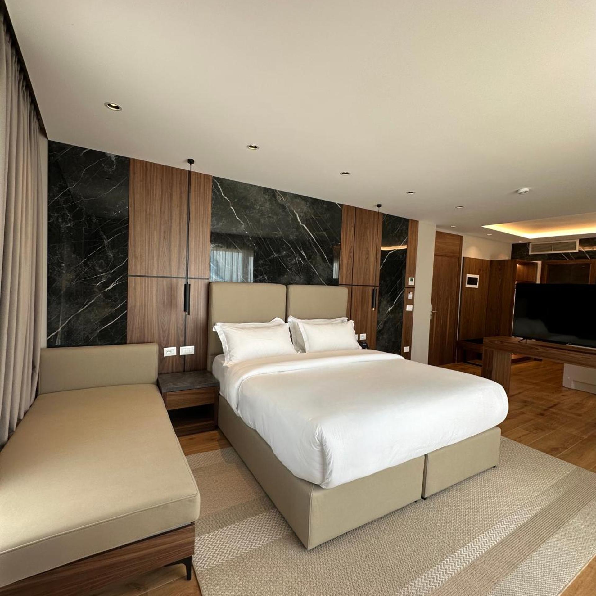 Hotel Klajdi Resort 10/92