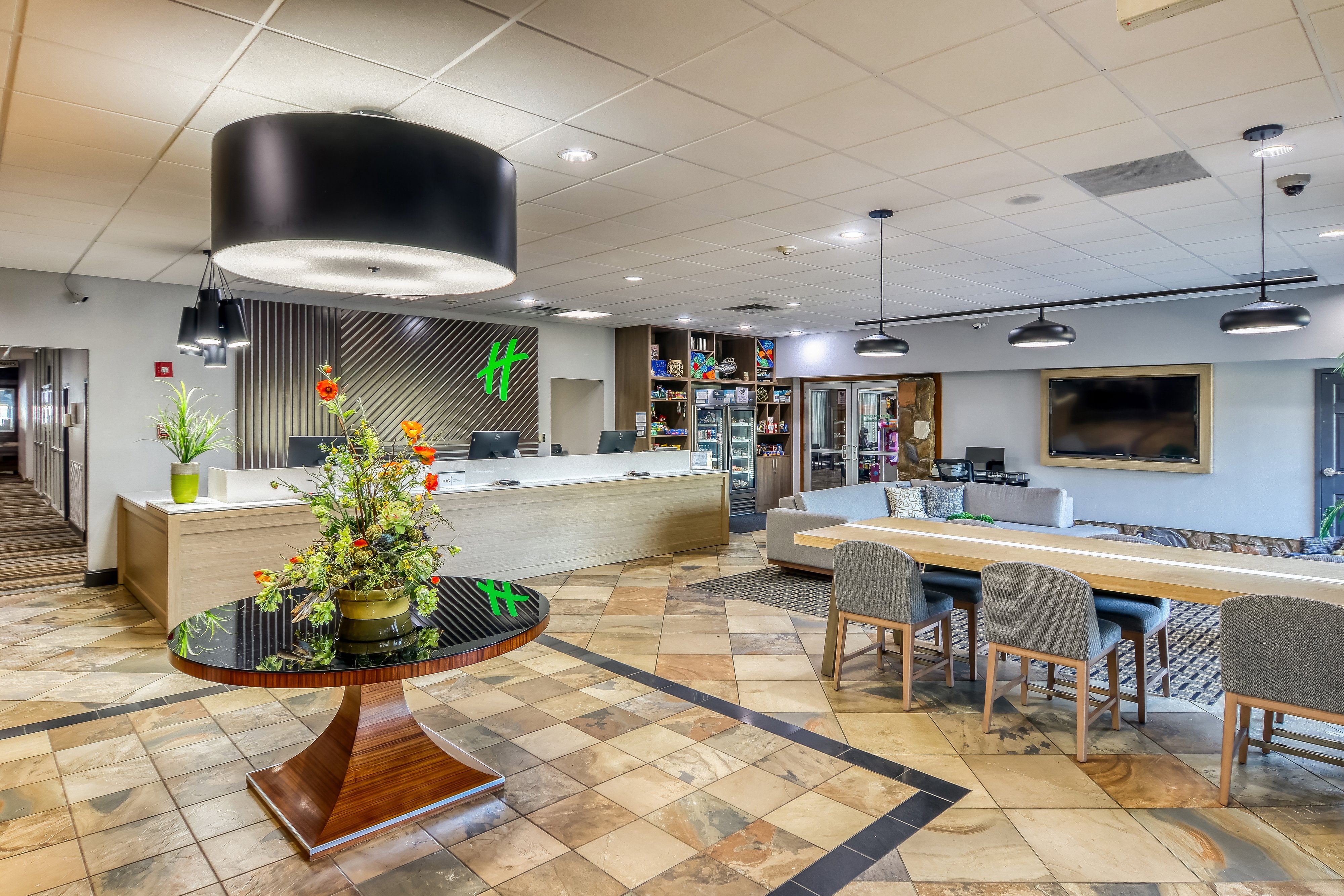 Holiday Inn Detroit Lakes 45/67