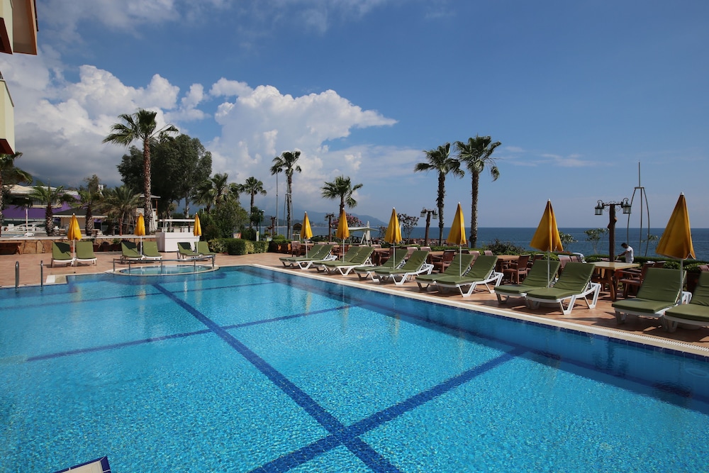 Valeri Beach Hotel 29/50