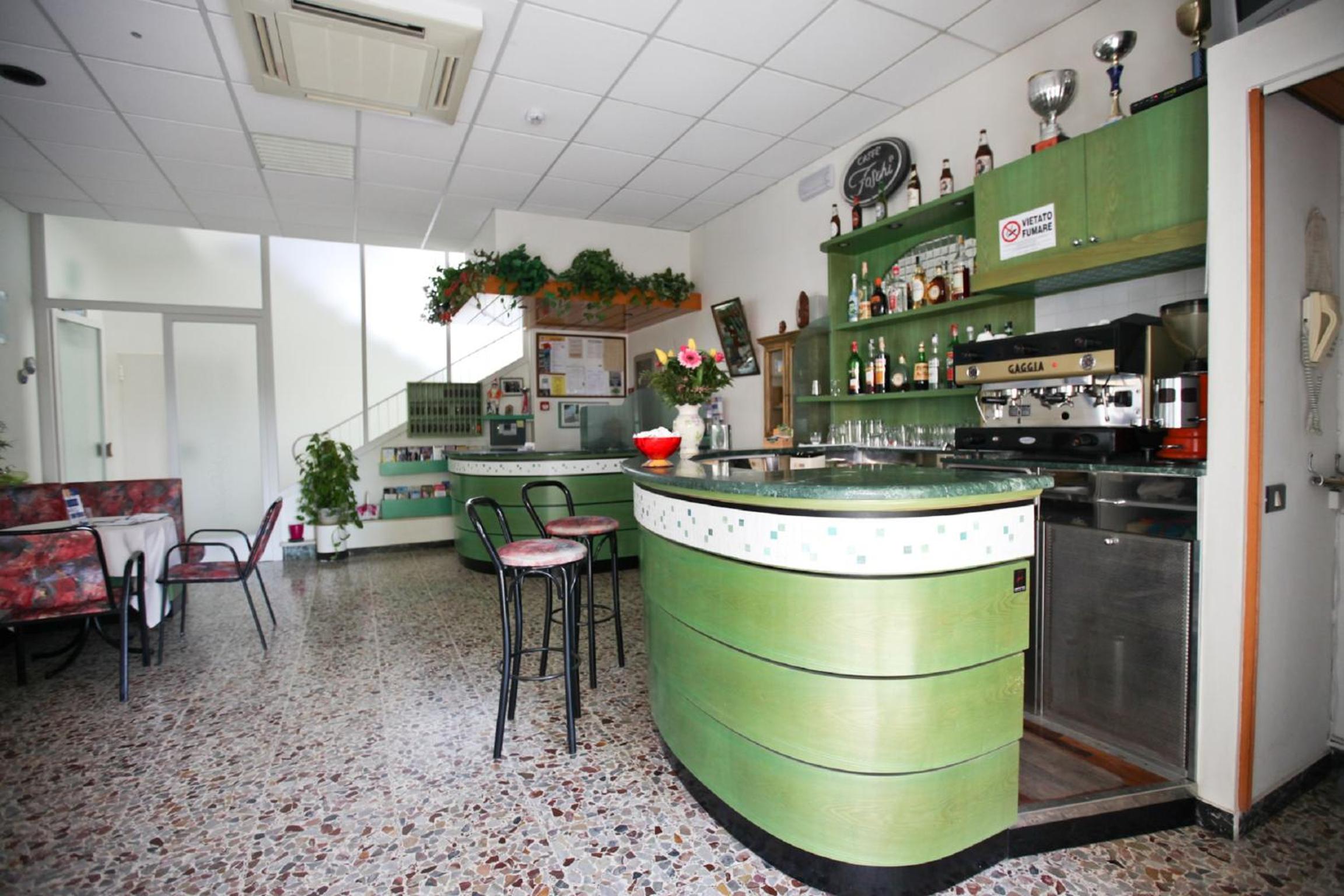 Hotel Latini 9/50
