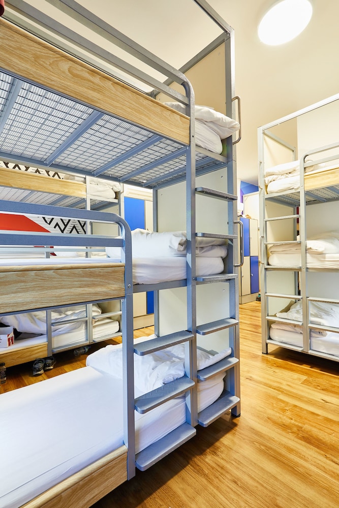 St Christophers Inn Village London Bridge Hostel Ex Hostel St Christophers Village 47/74