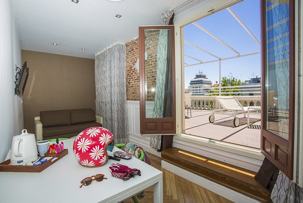 PETIT PALACE LEALTAD PLAZA 50/55