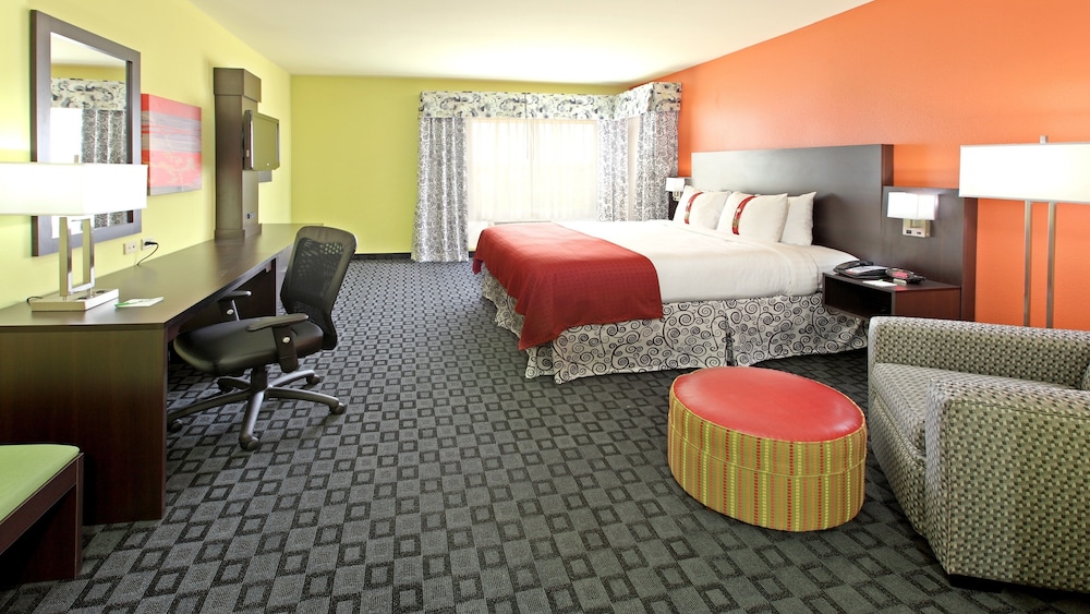 Holiday Inn Garland 28/73