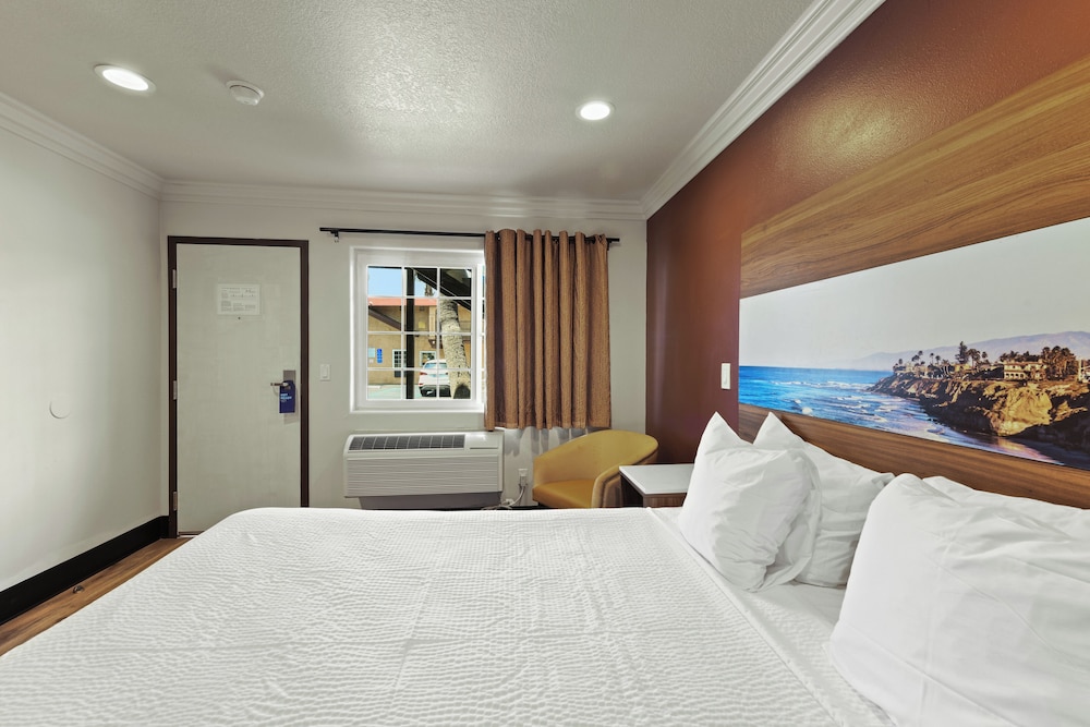 STANDARD, KING BED