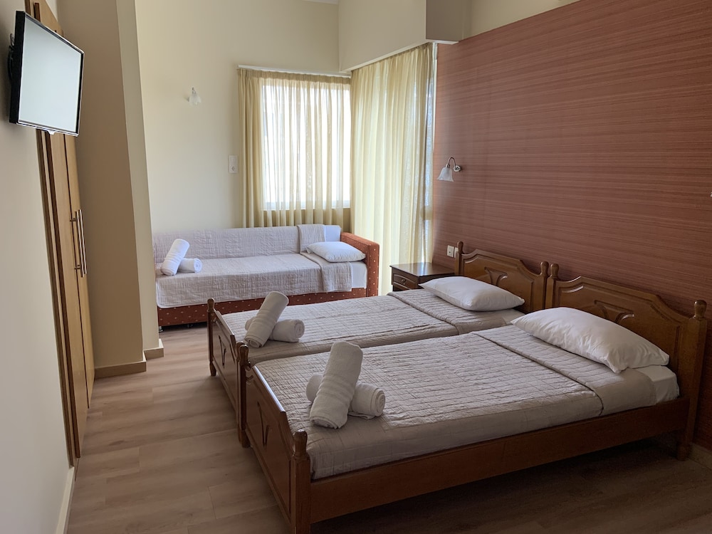 Hotel Flisvos 13/25