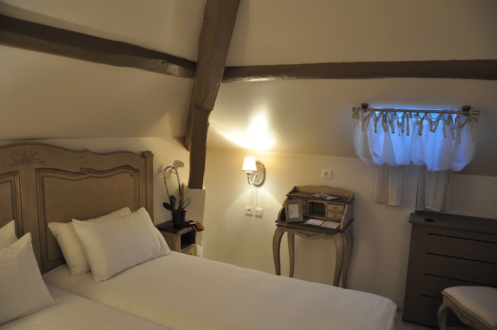 Hotel the Originals Les Poemes de Chartres 10/39