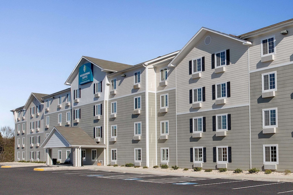 WoodSpring Suites Colonial Heights Fort Lee 8/11