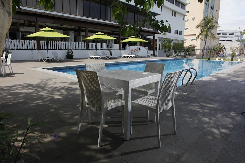 Impiana Hotel Ipoh 56/70