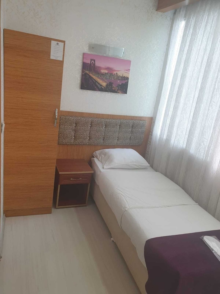 Grand Istanbul Airport Hotel 14/36