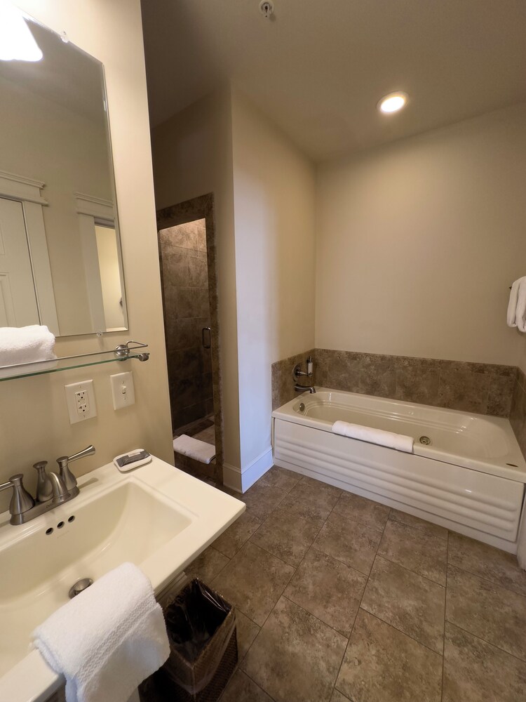 Sea Gate Inn by Sea Palm Resort 45/49