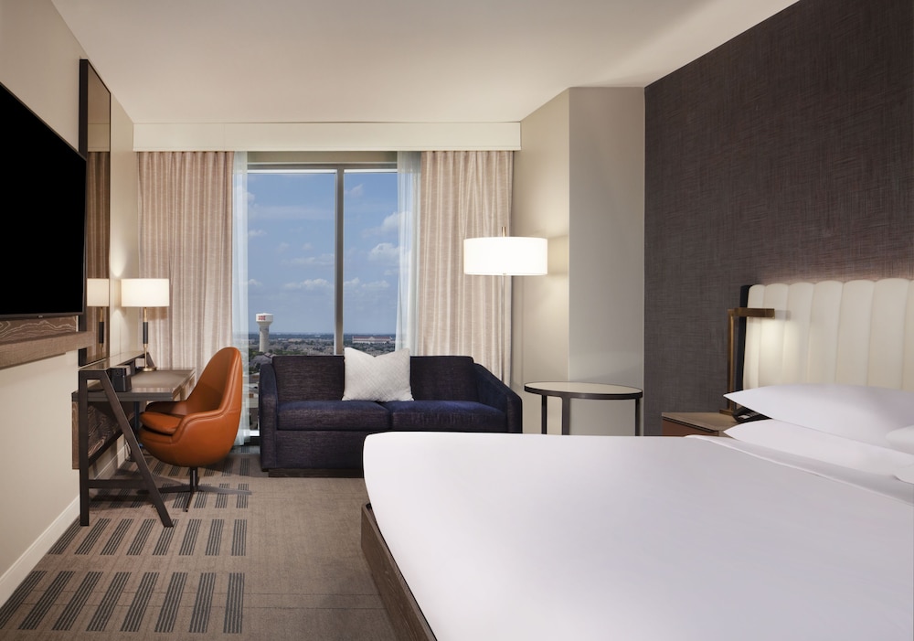 Hyatt Regency Frisco Dallas 11/56