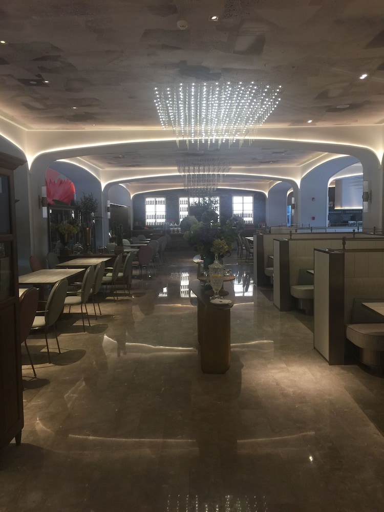 Mercure Shanghai Hongqiao Soho 81/89
