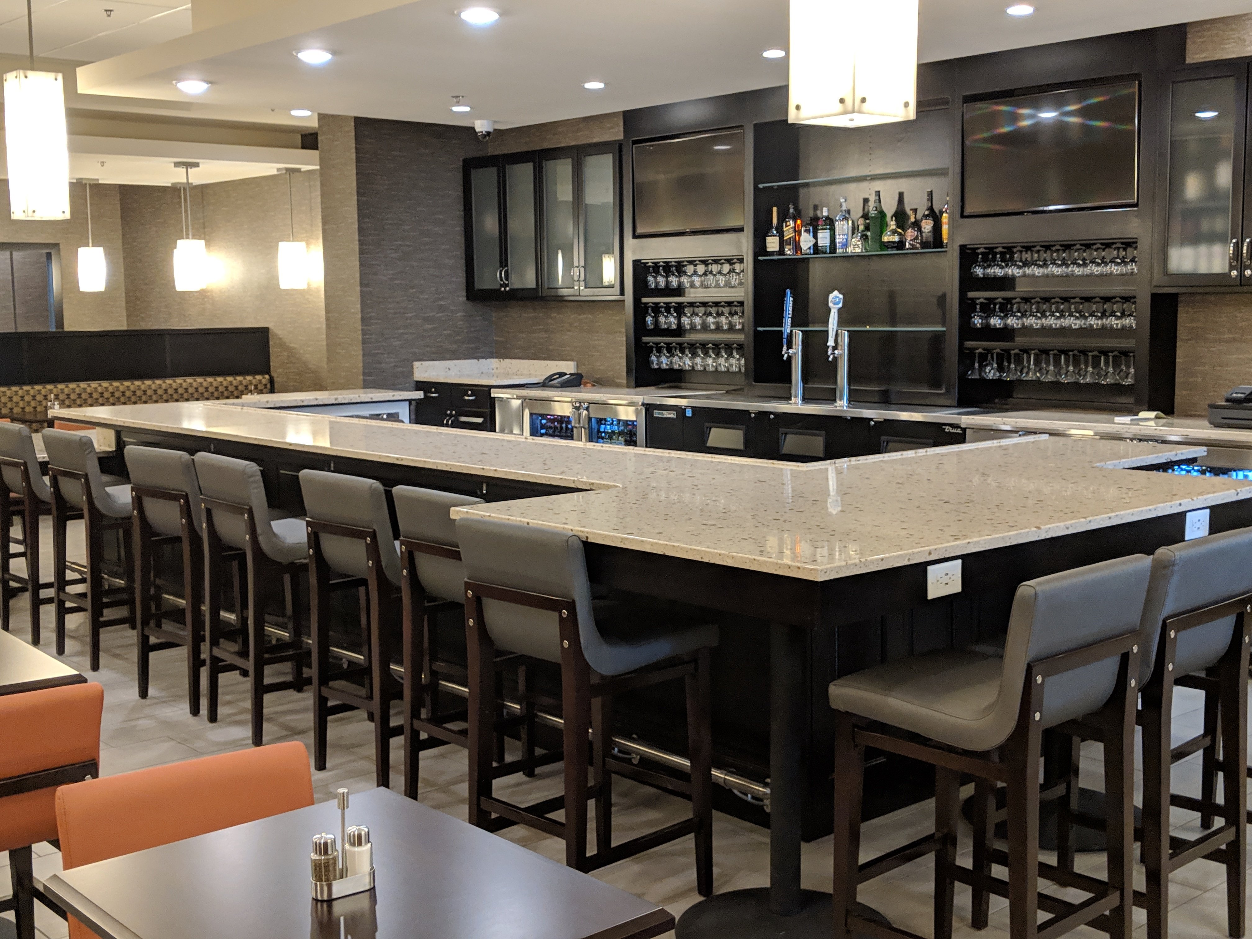Holiday Inn CHAMPAIGN 14/25