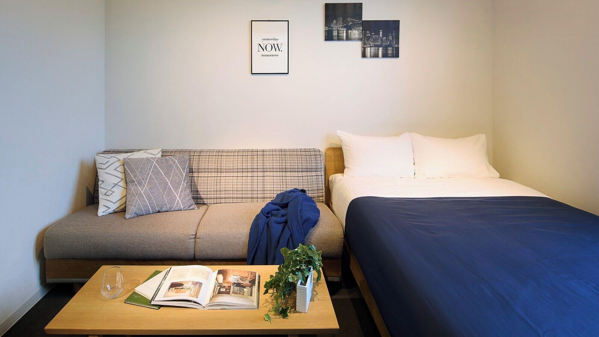 Theater, Double Bed