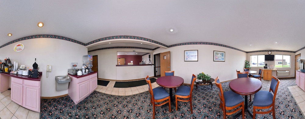 Americas Best Value Inn Wenona 27/32
