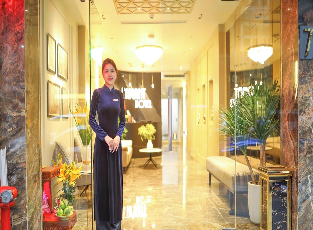 L Amant de Hanoi Hotel 7/42