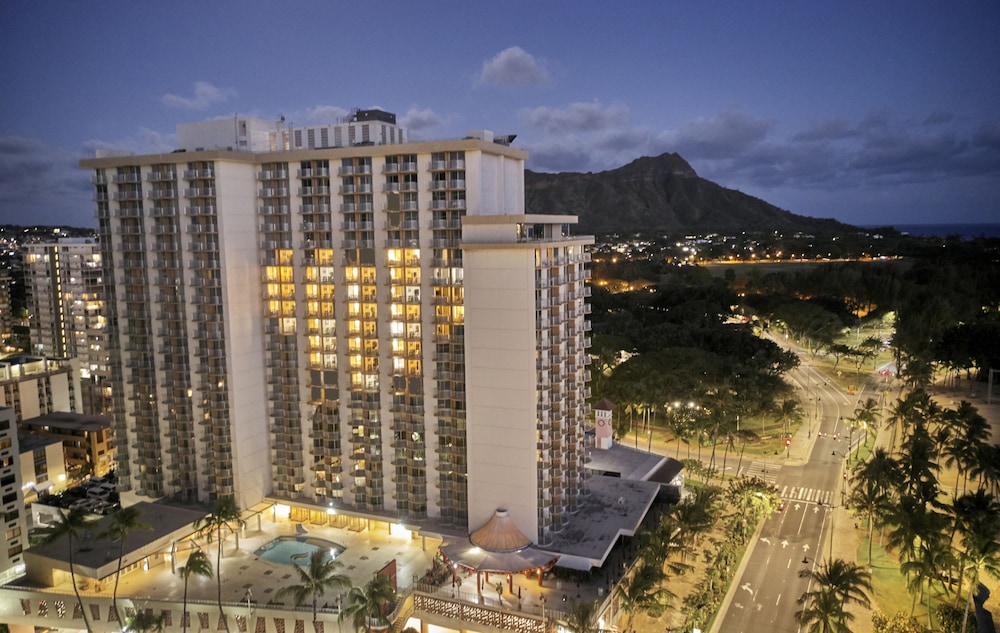 The Twin Fin Hotel in HONOLULU - HI
