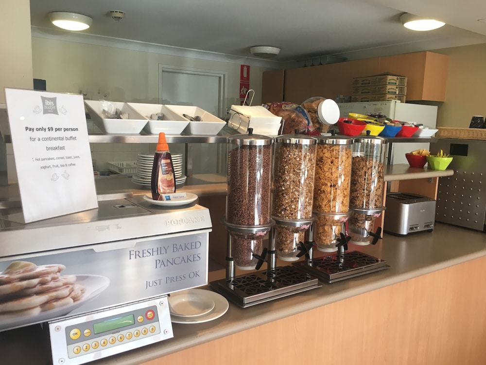 ibis budget Casula Liverpool 39/66