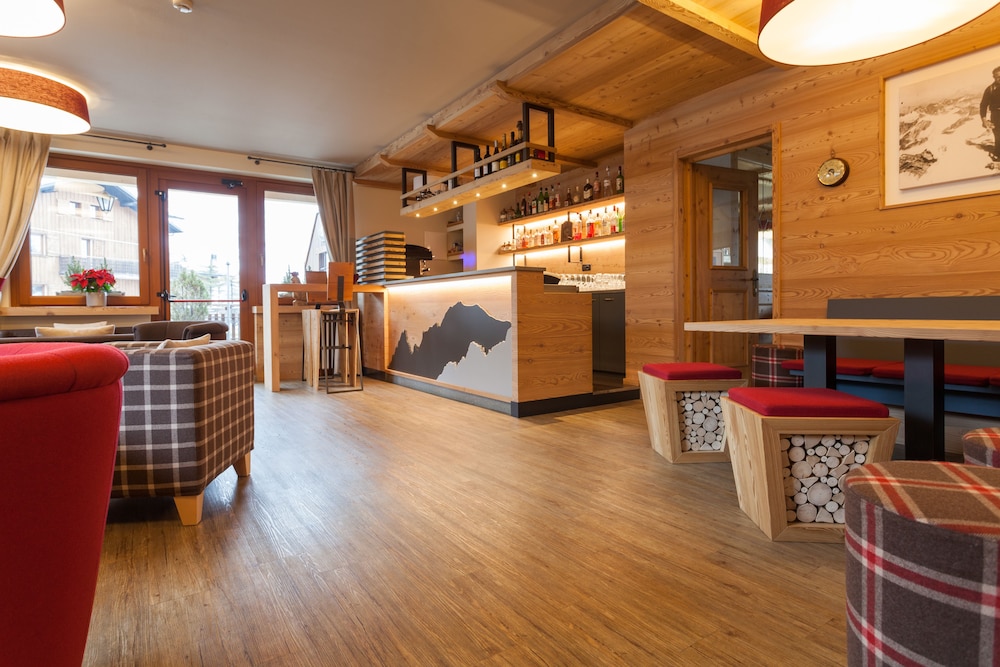 La Vallee Blanche Hotel 53/69