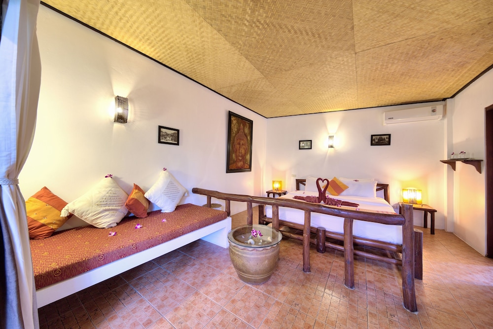 Eden Bungalows 43/71