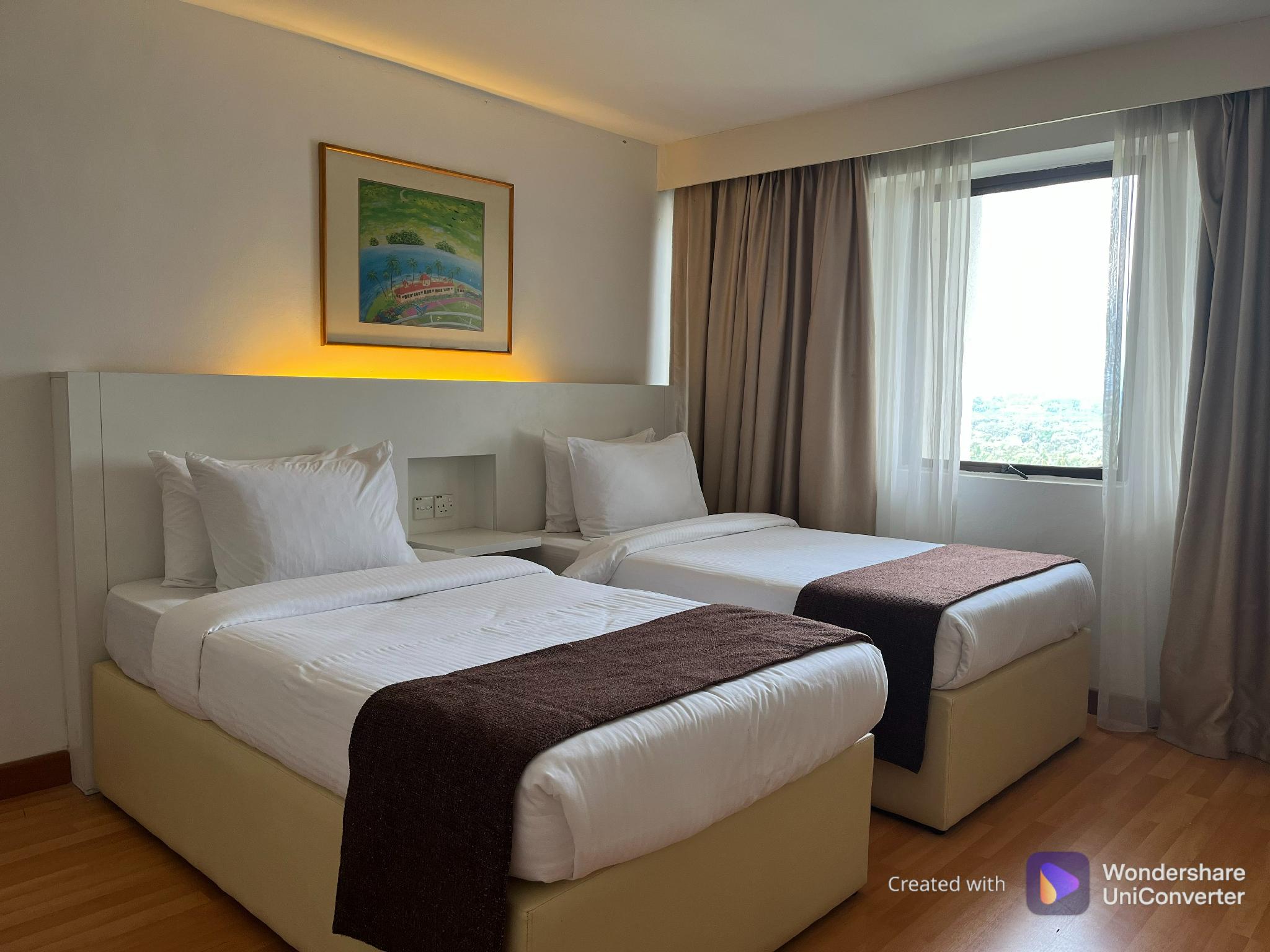 5 Bedrooms, Suite, Apartment
