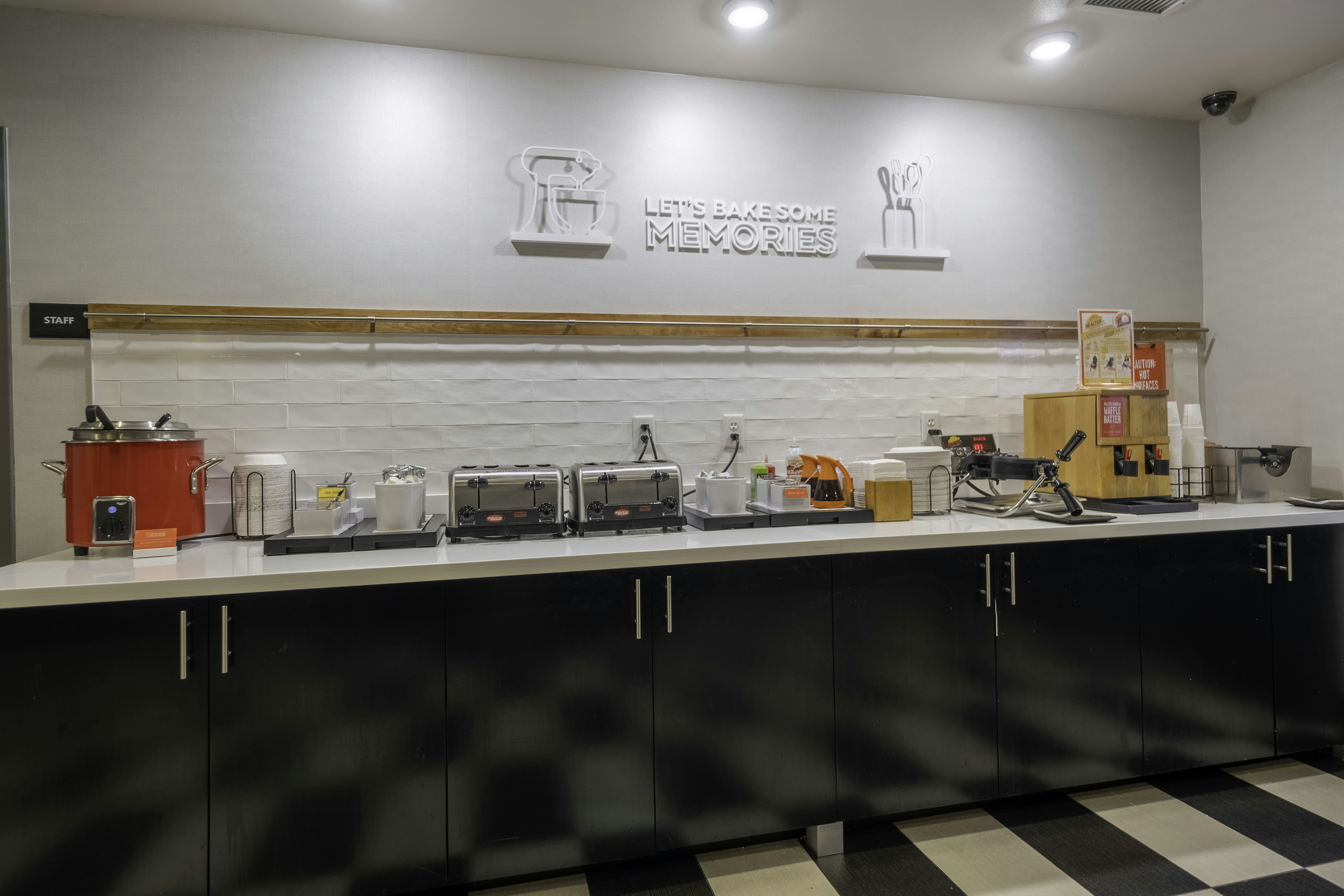 Hampton Inn And Suites Dupont 38/46