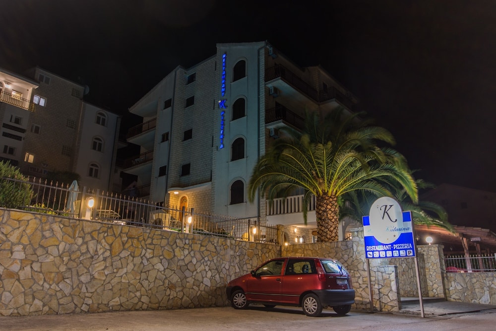 VILLA KATARINA 64/74