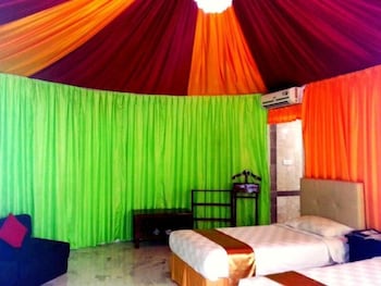 The Highland Park Resort Bogor - Campground 21/34