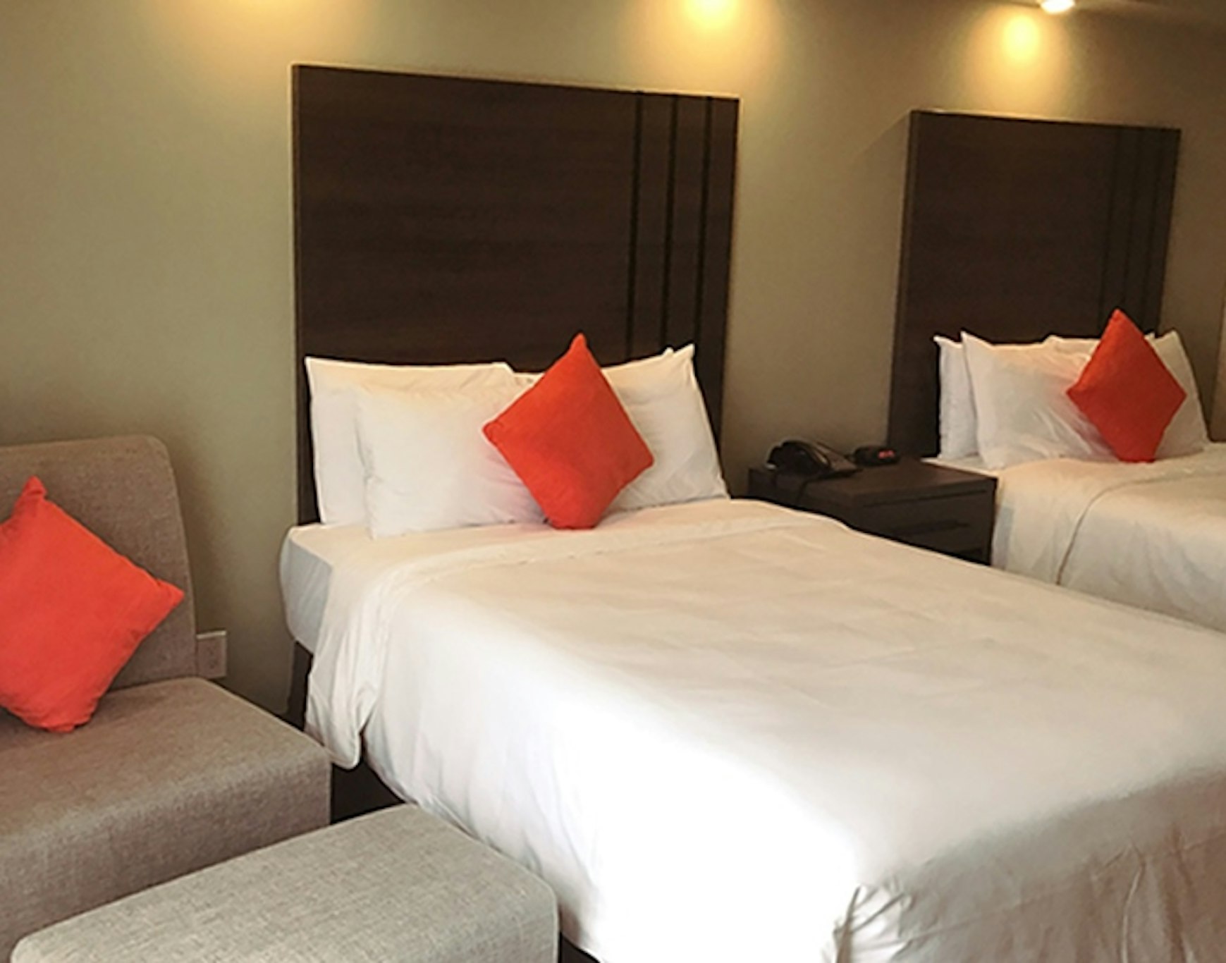 Greentree Inn And Suites Alhambra 7/52