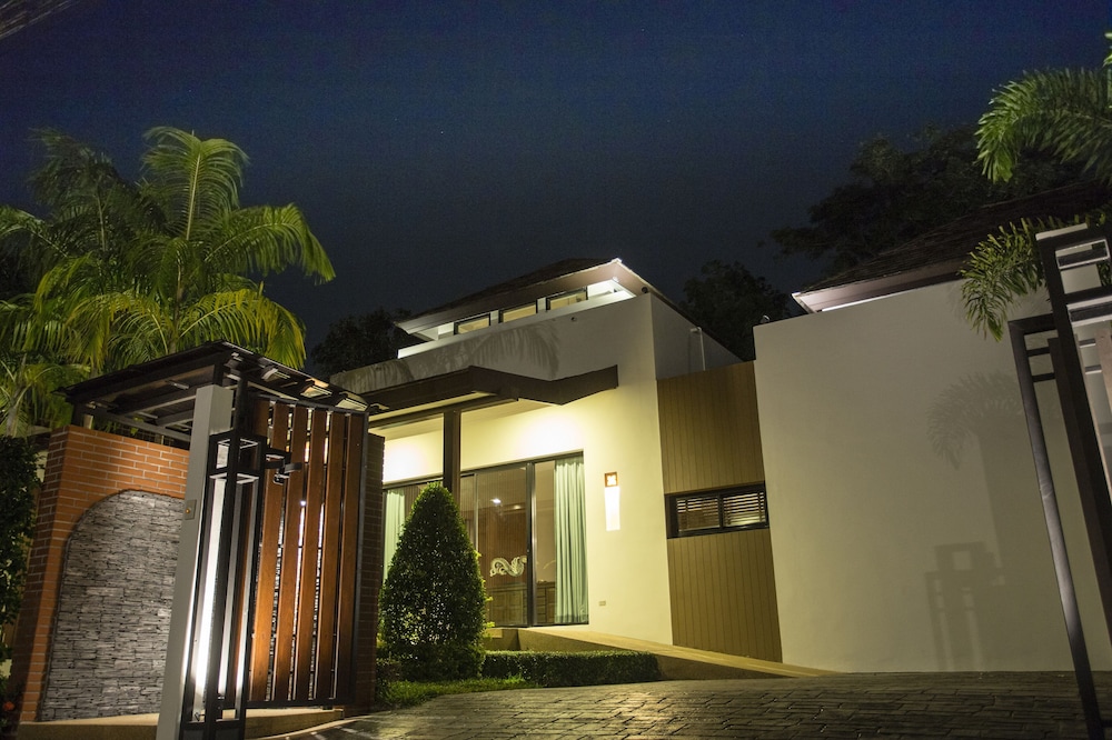 Ozone Villa 2/46
