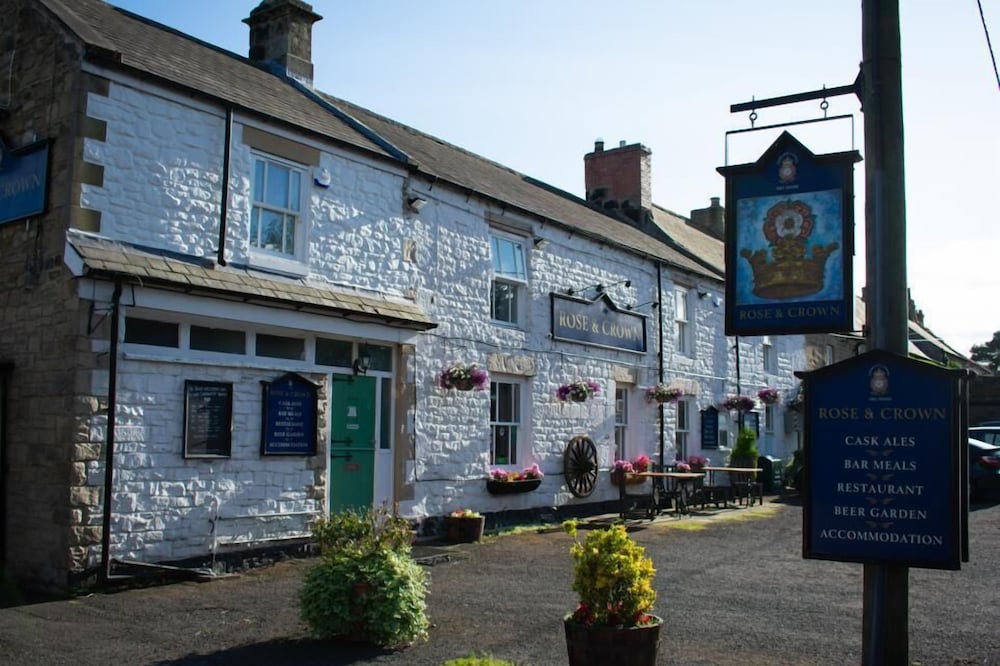 The Rose and Crown 1/25
