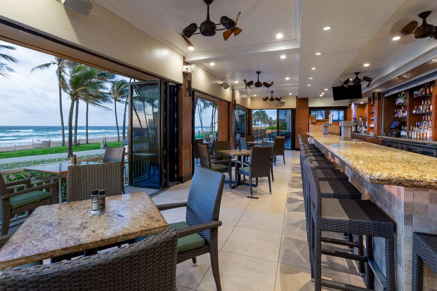 Wyndham Deerfield Beach Resort 35/53