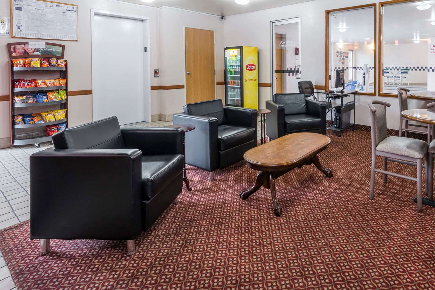 Super 8 By Wyndham Fernley 16/25