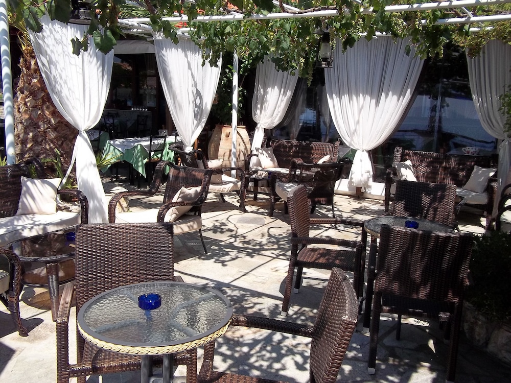 Aegean Wave Hotel 28/50