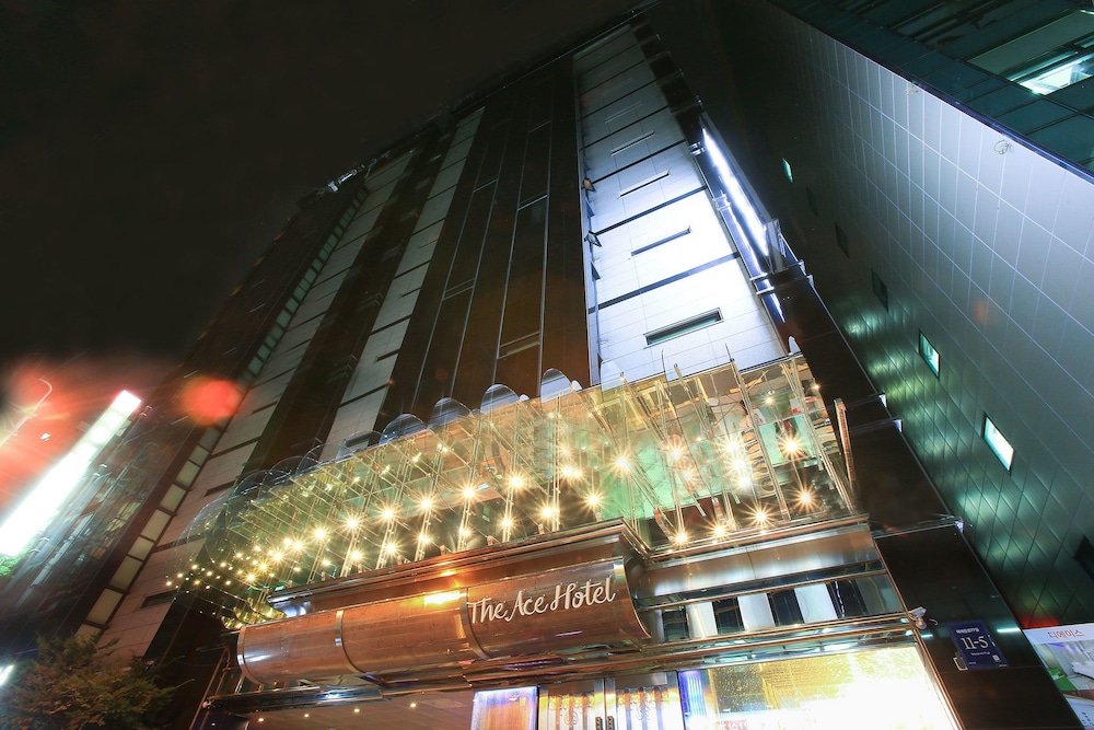The Ace Hotel 5/71