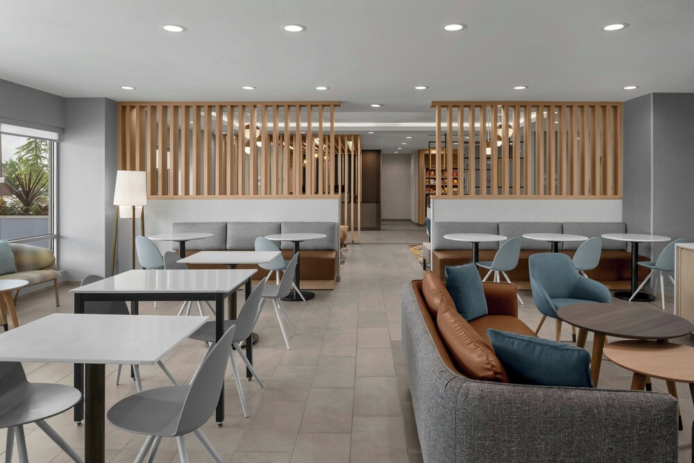 TownePlace Suites By Marriott Midwest City 23/40