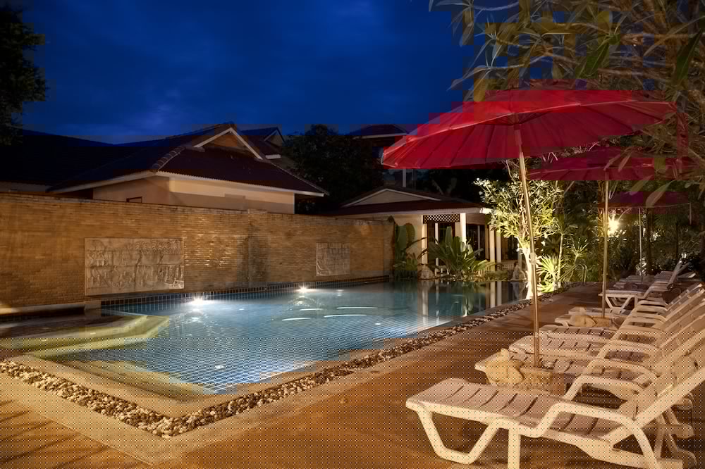 Clean Beach Resort 13/54